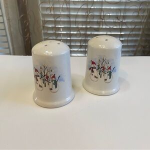 Royal Seasons Stoneware Snowman Christmas Salt and Pepper Set (Pair)